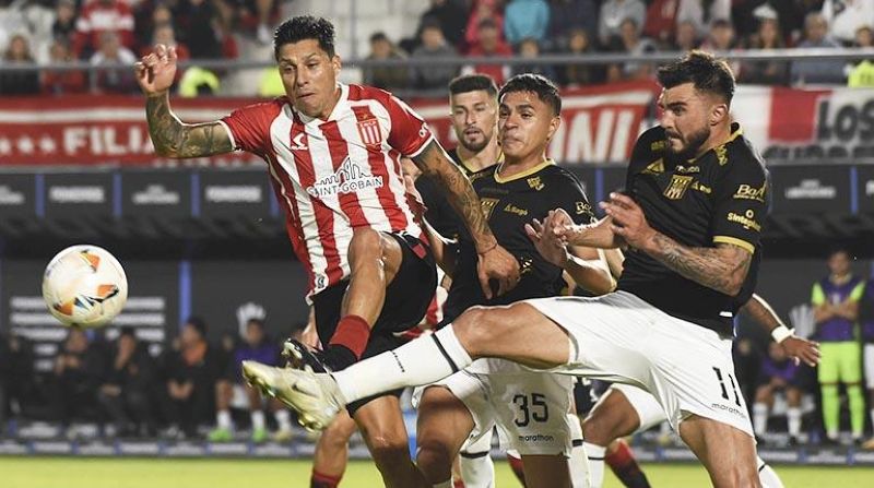 soi-keo-estudiantes-vs-botafogo-ngay-24-4